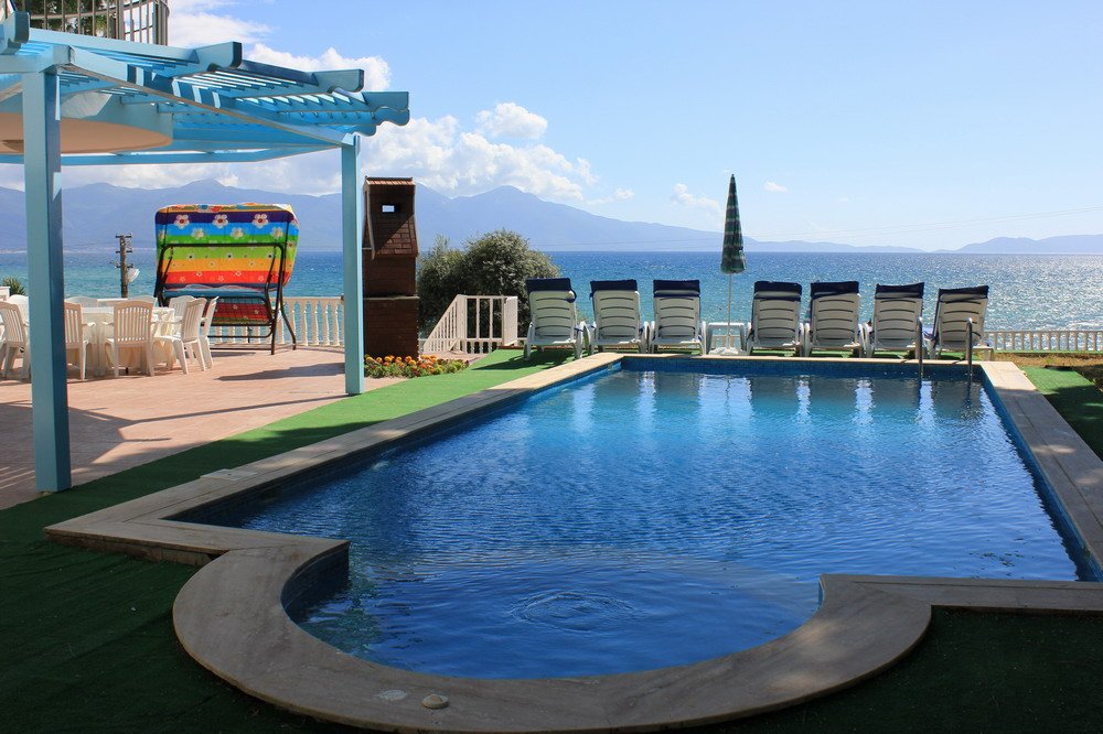 DENİZE SIFIR ÖZEL YÜZME HAVUZLU VİLLA-210